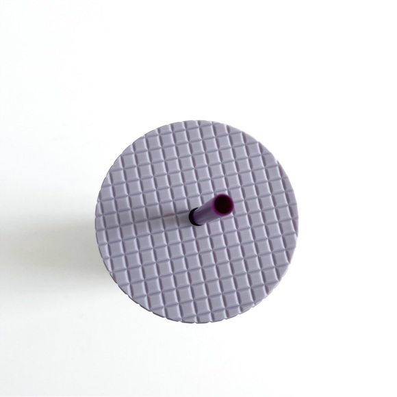 Starbucks 24 Oz Tumbler Matte Lavender Purple 2021 Valentine Collection NEW - Picture 4 of 7